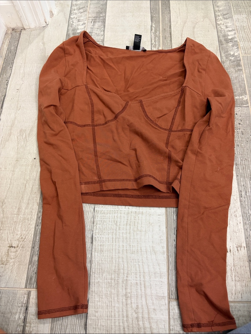 Long sleeve tight crop top square neck